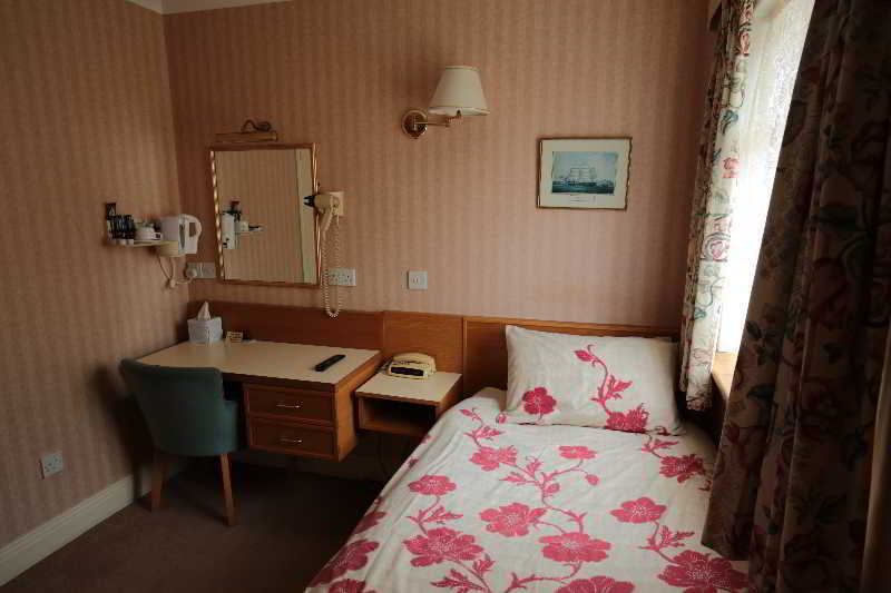 Fernbank Hotel Basingstoke Dış mekan fotoğraf