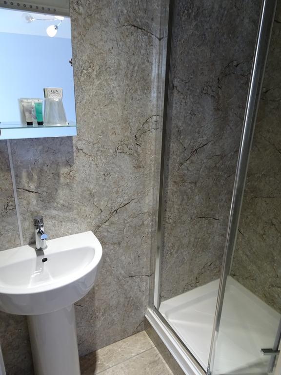 Fernbank Hotel Basingstoke Dış mekan fotoğraf