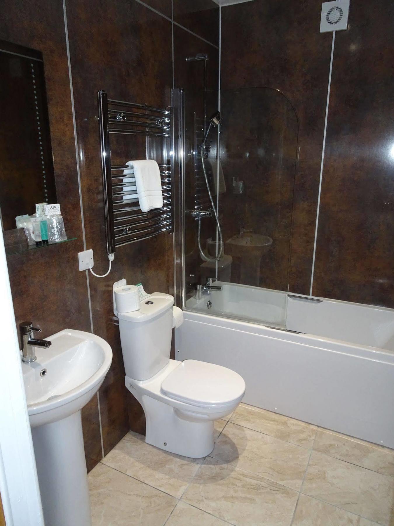 Fernbank Hotel Basingstoke Dış mekan fotoğraf