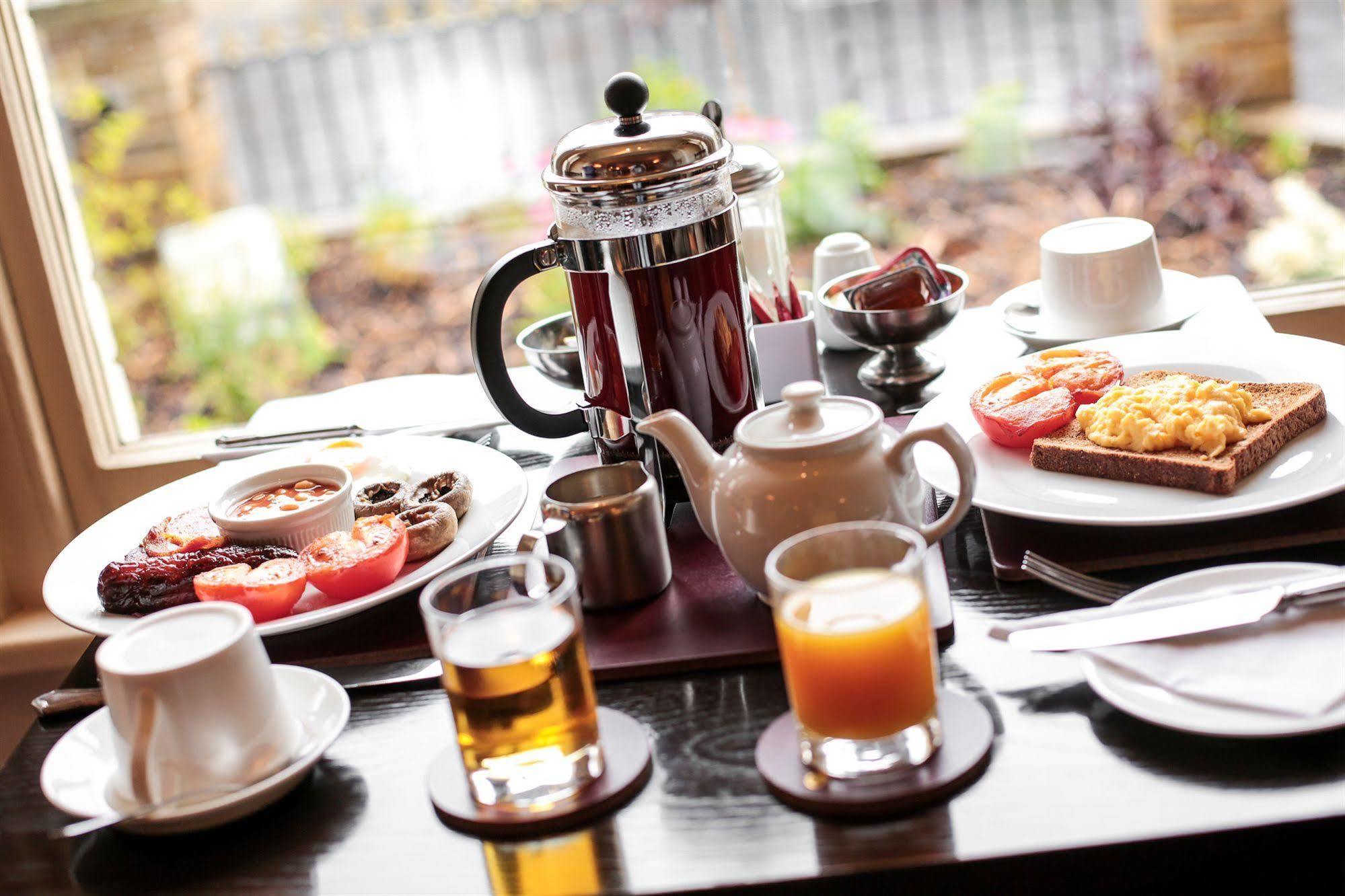 Fernbank Hotel Basingstoke Dış mekan fotoğraf