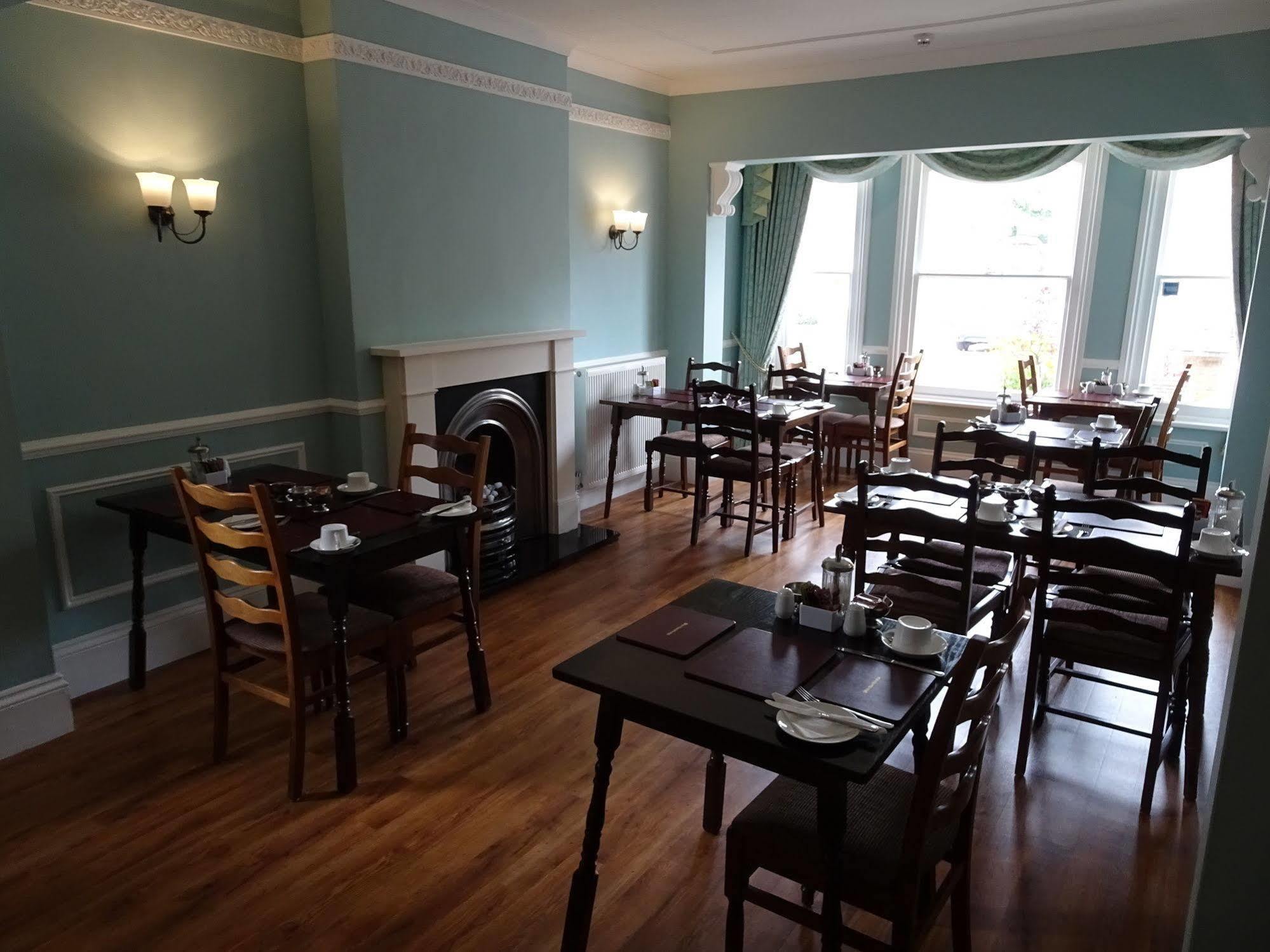Fernbank Hotel Basingstoke Dış mekan fotoğraf