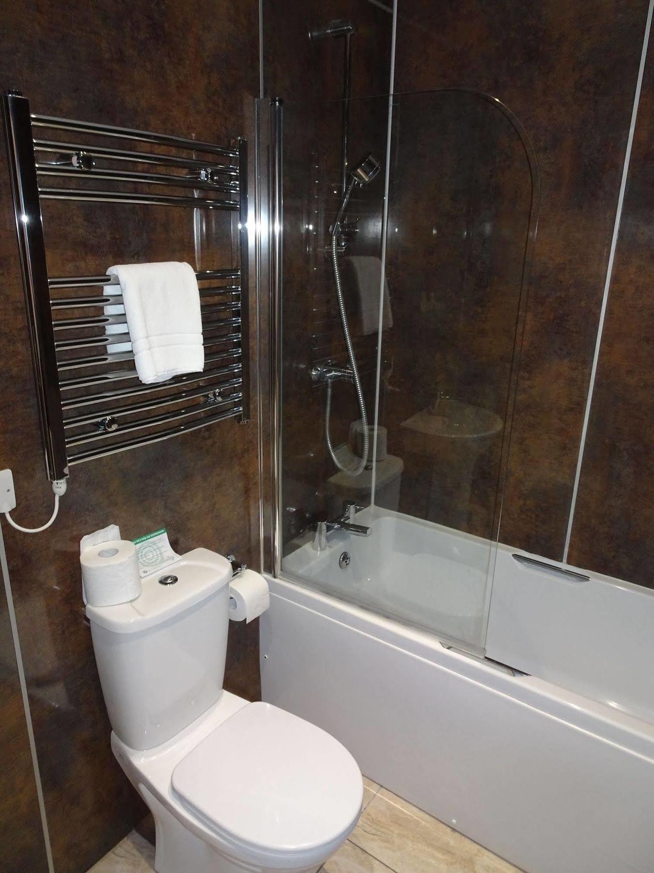 Fernbank Hotel Basingstoke Dış mekan fotoğraf
